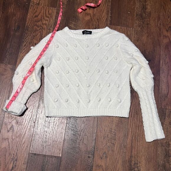 Anna Grace Cream Knobby sweater small - Picture 2 of 7
